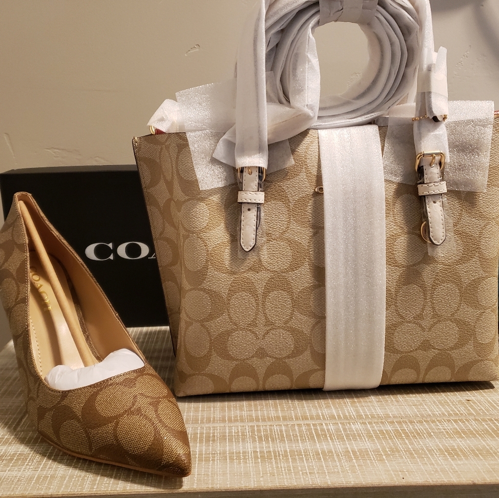 Coach purse - Picture 2 of 11